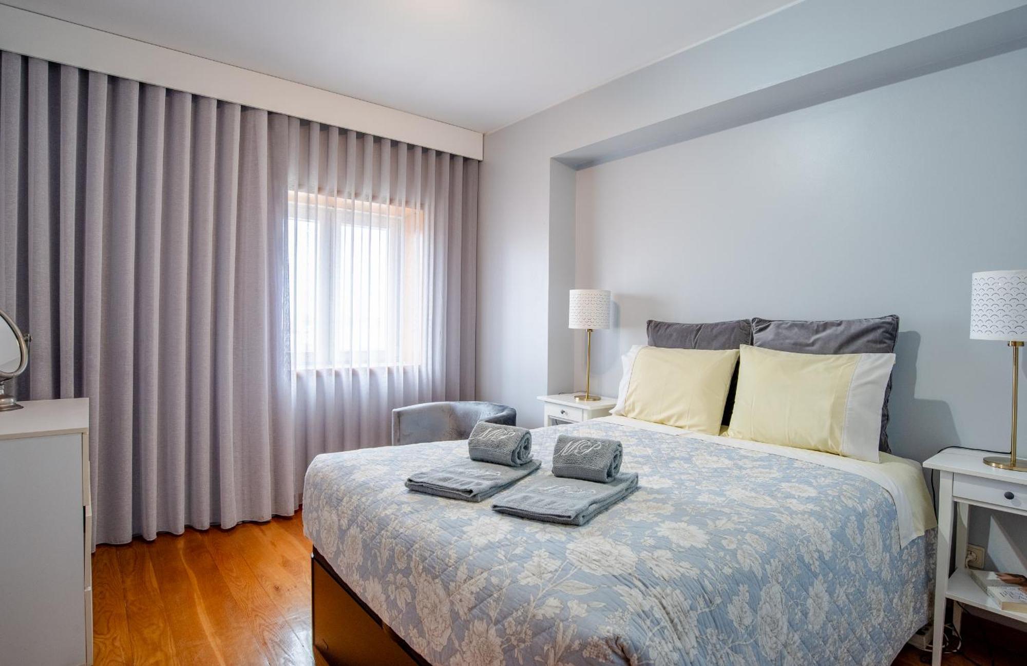 Avenida Apartment By Mp ヴィラ・ノヴァ・デ・ガイア エクステリア 写真