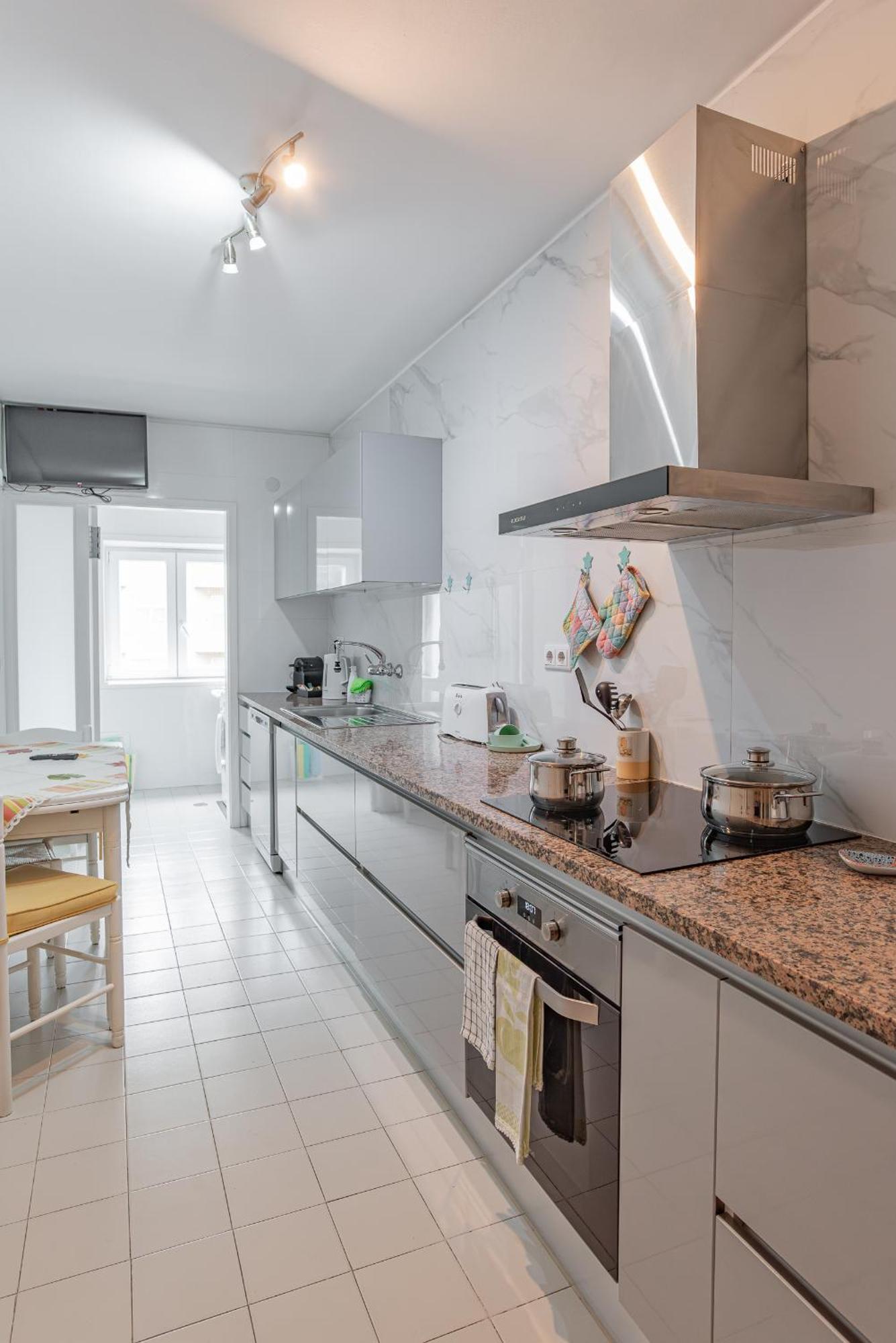Avenida Apartment By Mp ヴィラ・ノヴァ・デ・ガイア エクステリア 写真